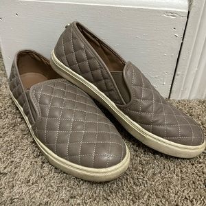 Steve Madden flats